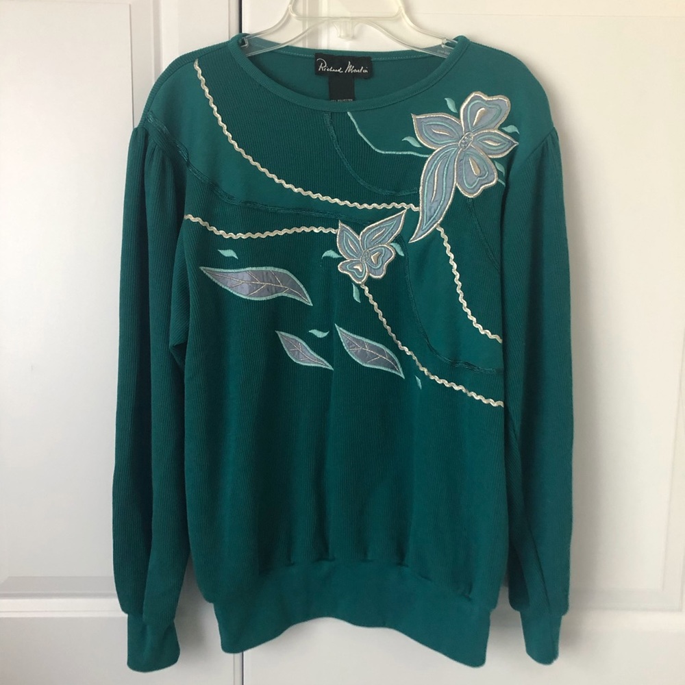 Awesome Vintage 90’s Sweater